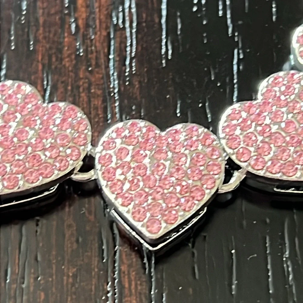 Sparkling pink hearts bracelet-NWT